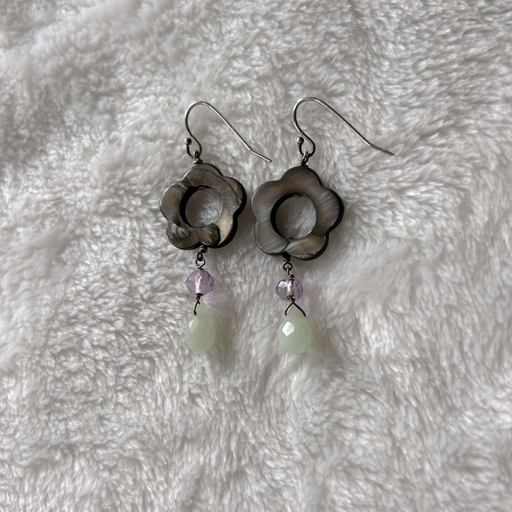 Sweet shell & stone earrings